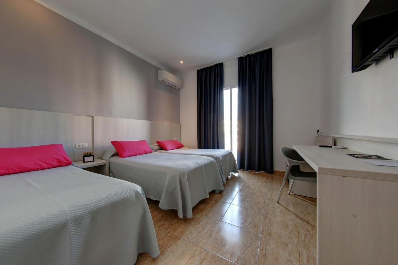 Hotel Apartamentos Solimar 카라펠 외부 사진
