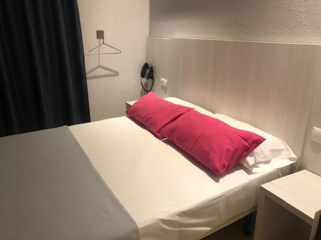 Hotel Apartamentos Solimar 카라펠 외부 사진