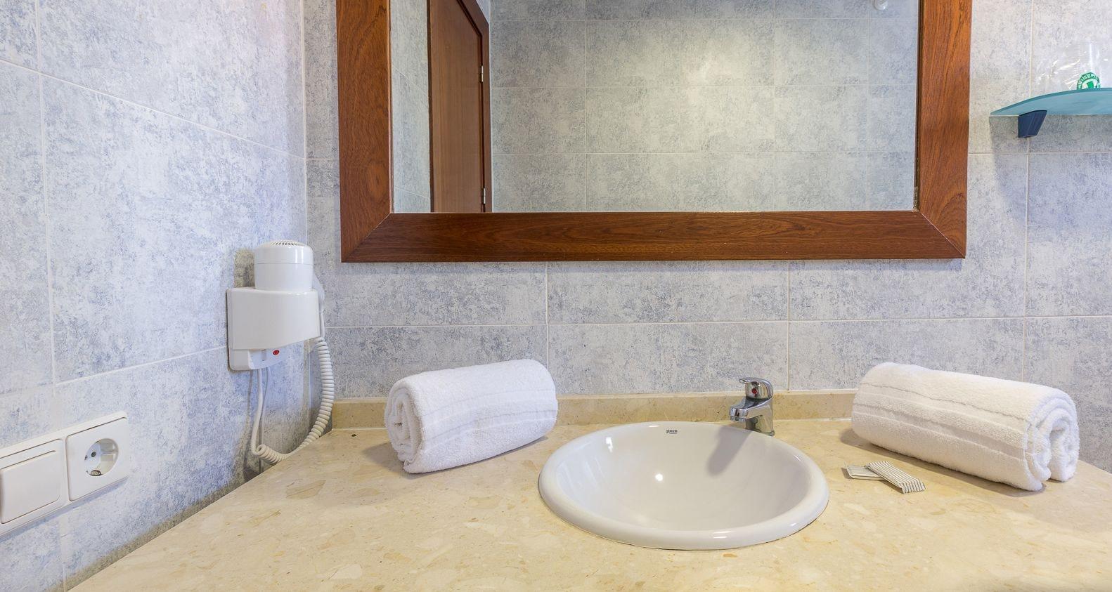 Hotel Apartamentos Solimar 카라펠 외부 사진