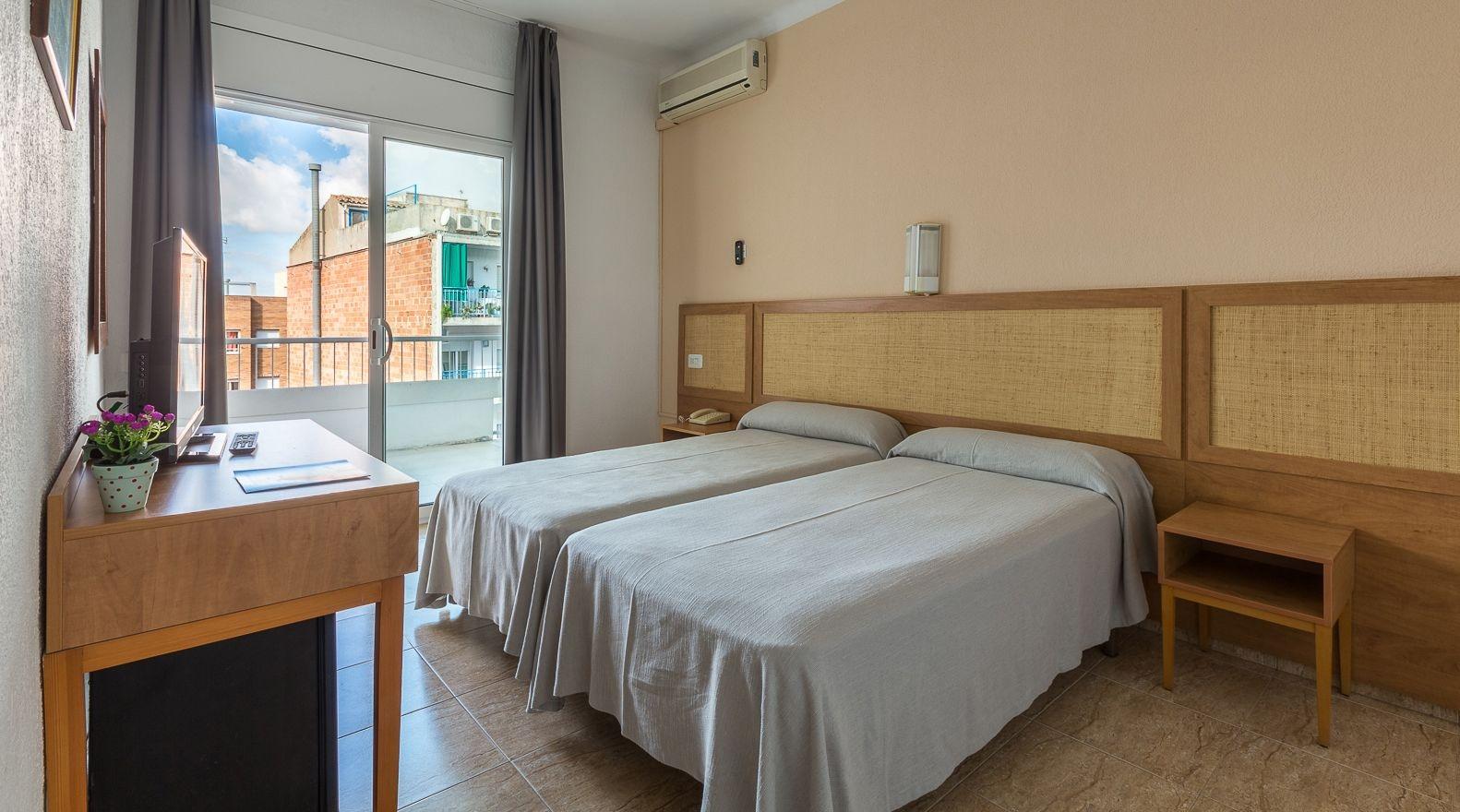 Hotel Apartamentos Solimar 카라펠 외부 사진