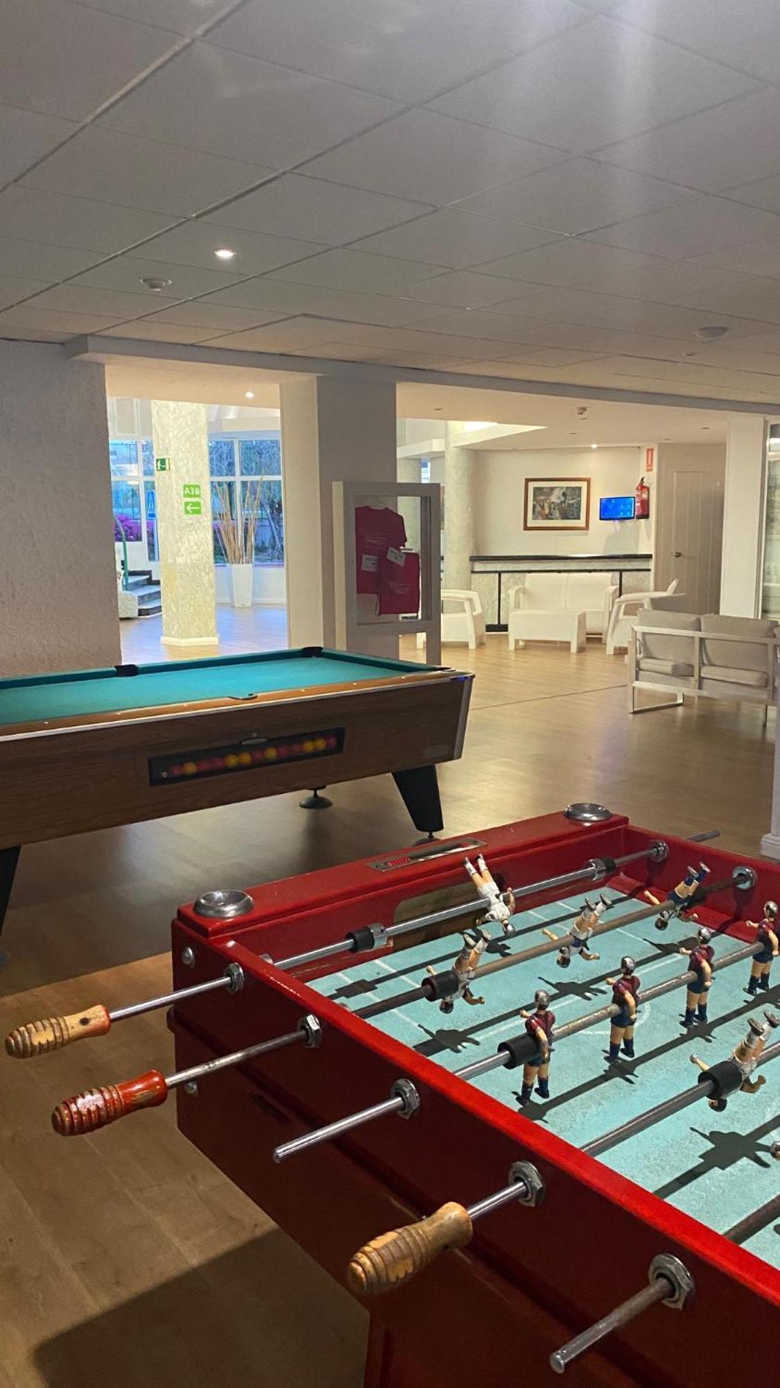 Hotel Apartamentos Solimar 카라펠 외부 사진